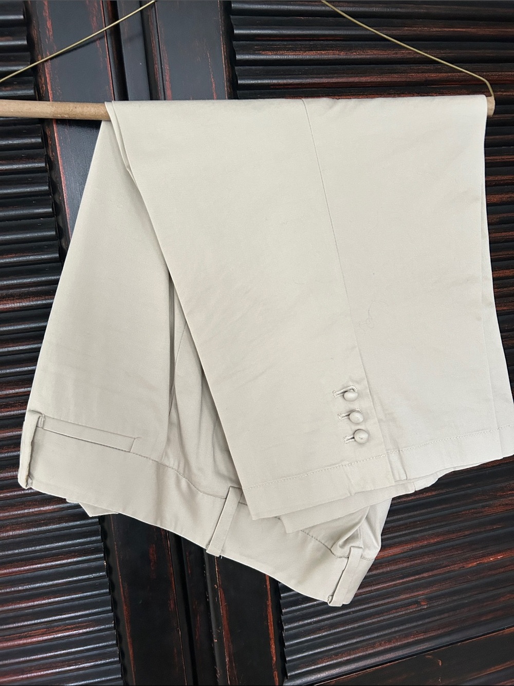 Ann Taylor Khaki Straight-Leg Cropped Pants